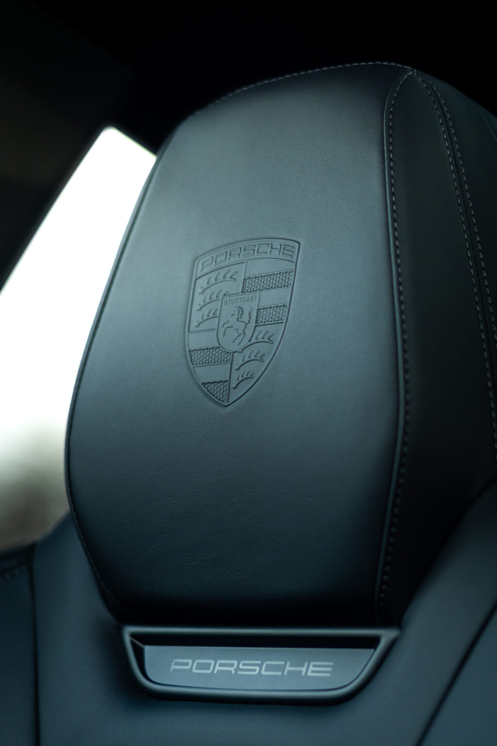 macan-int-09