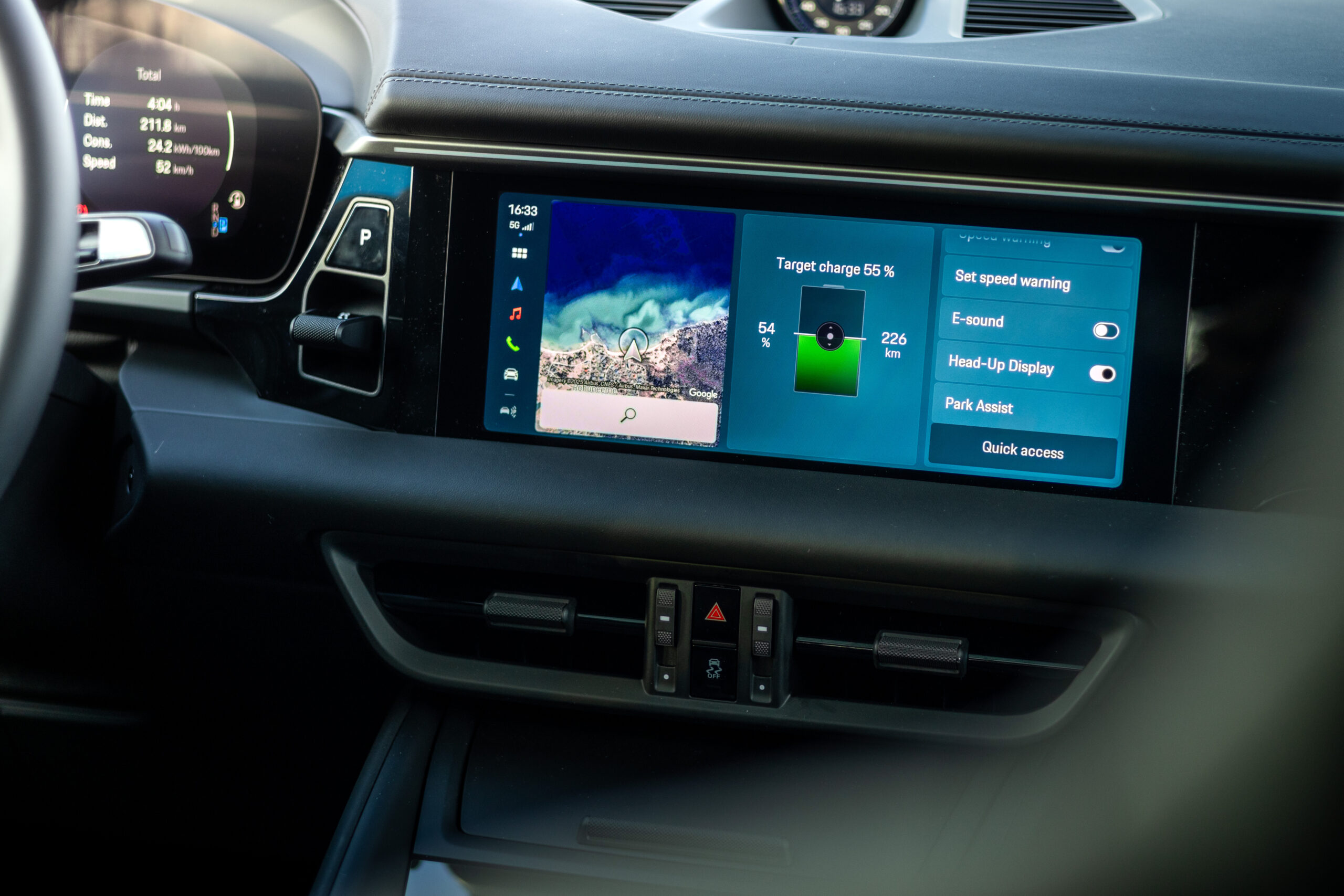 macan-int-13