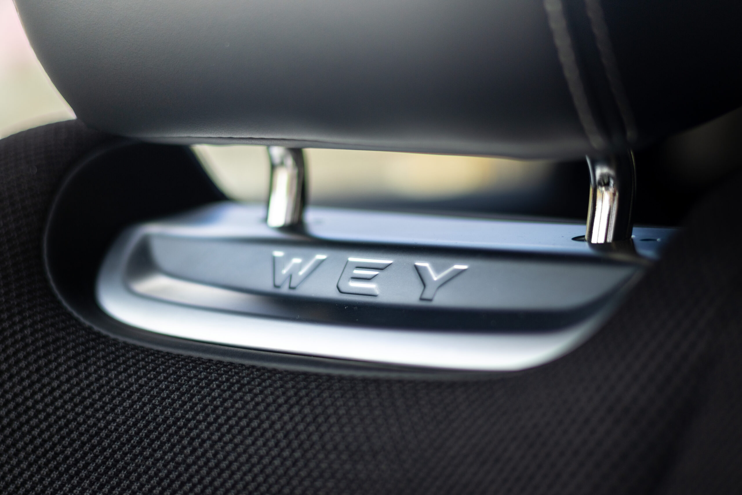 wey05-int-12