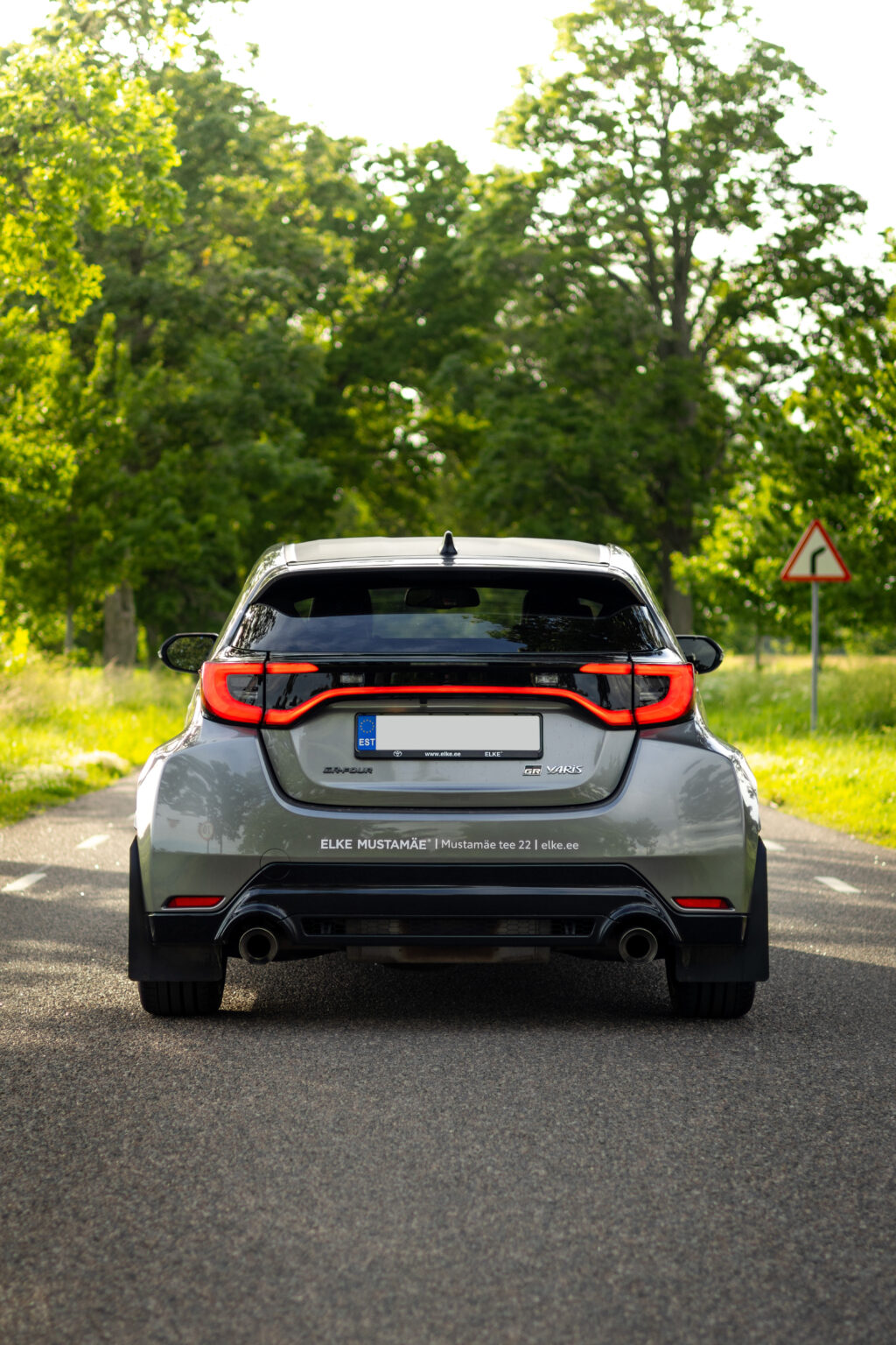 gryaris-ext-01