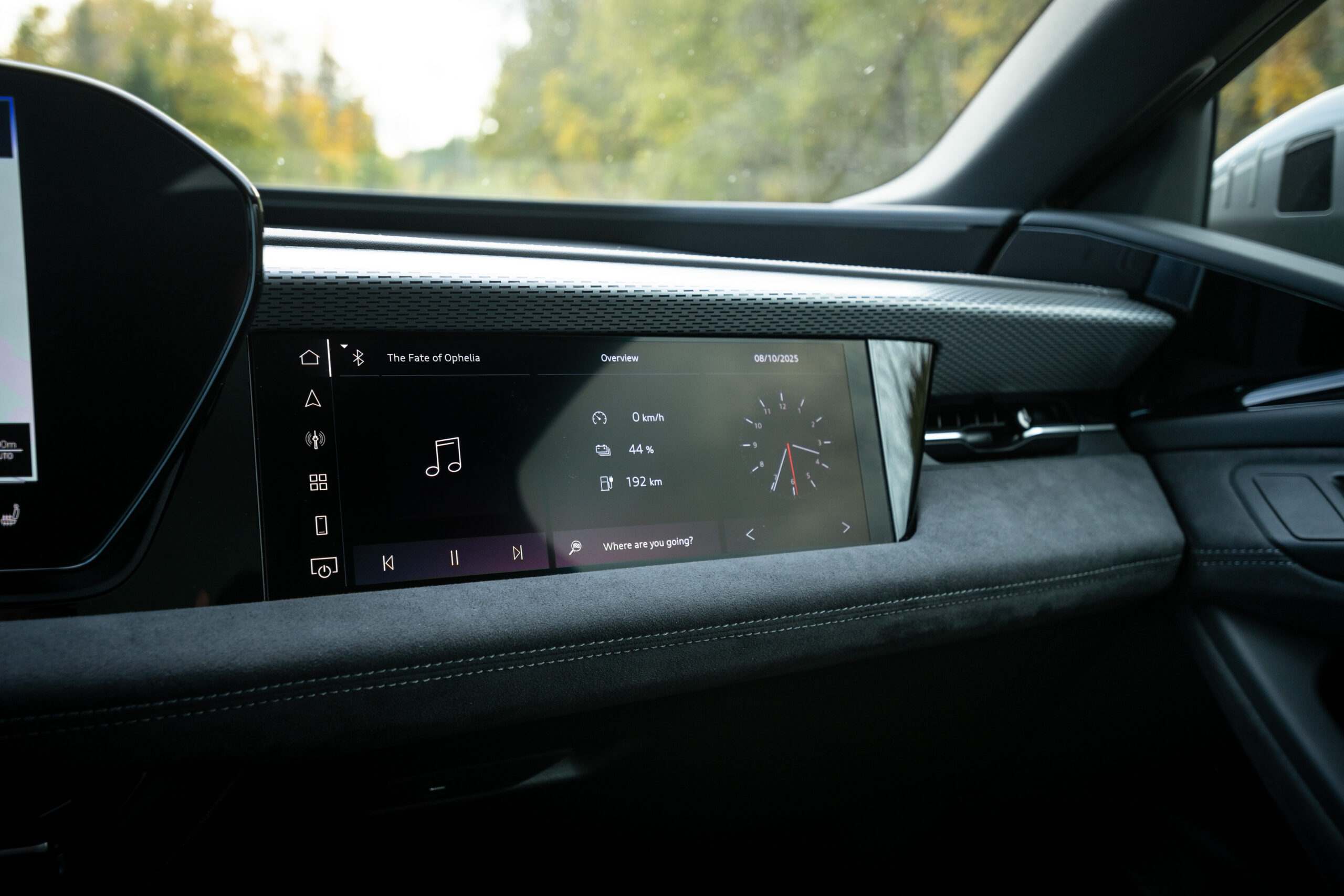 a6etron-int-07