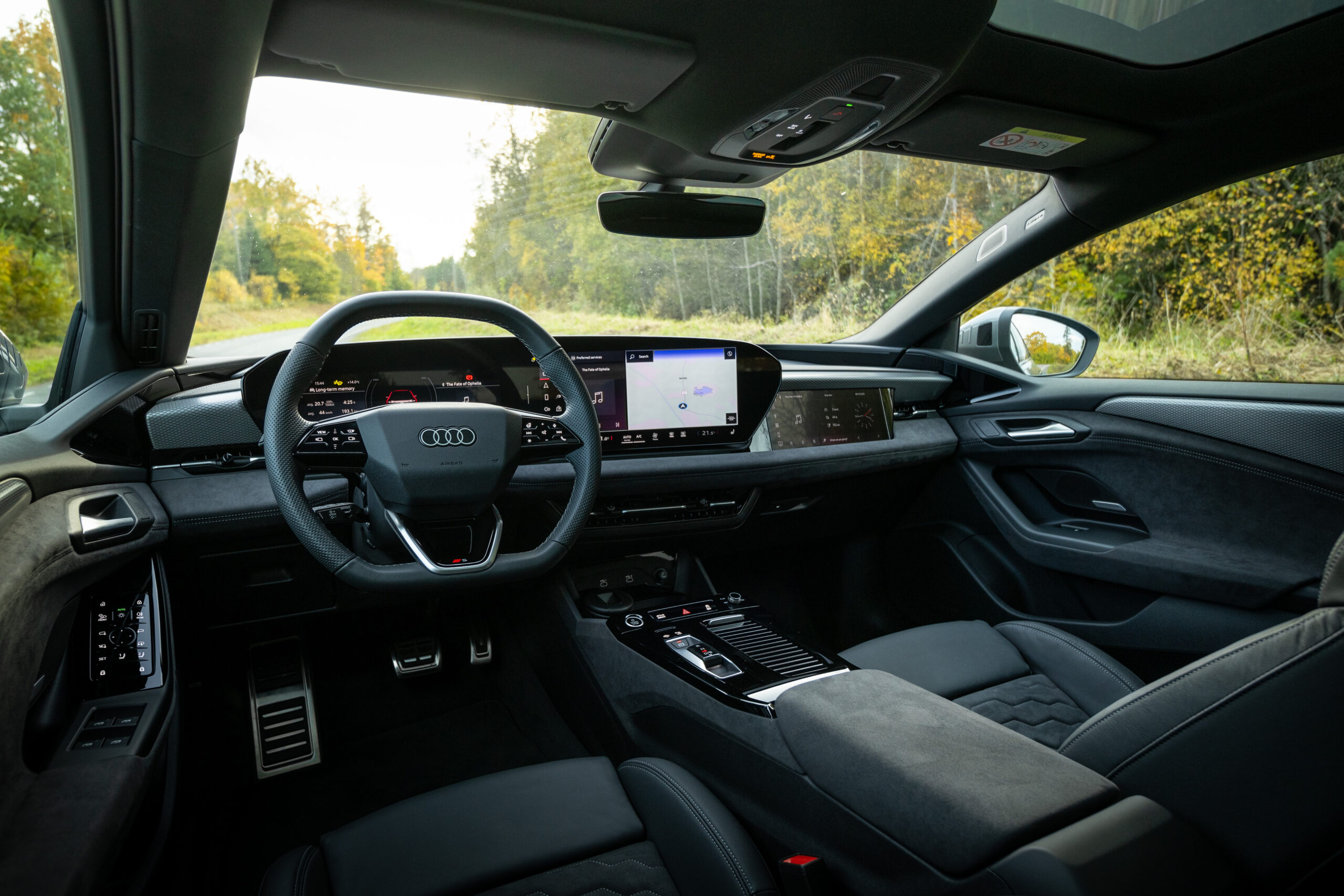 a6etron-int-18