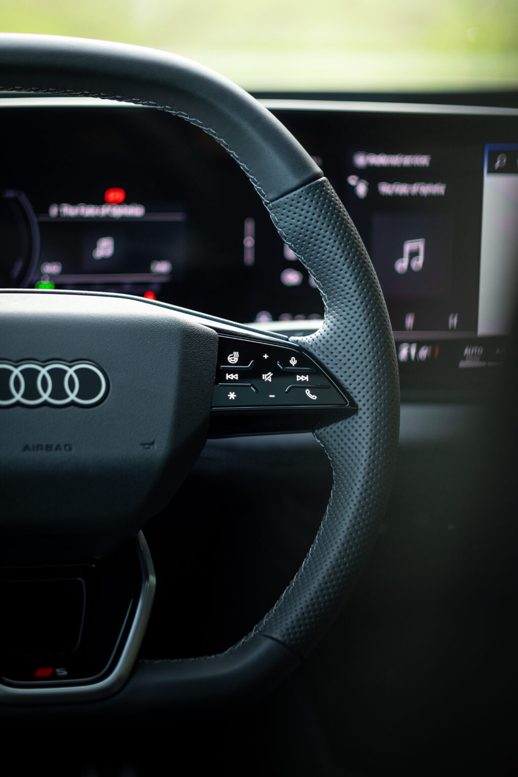 a6etron-int-24