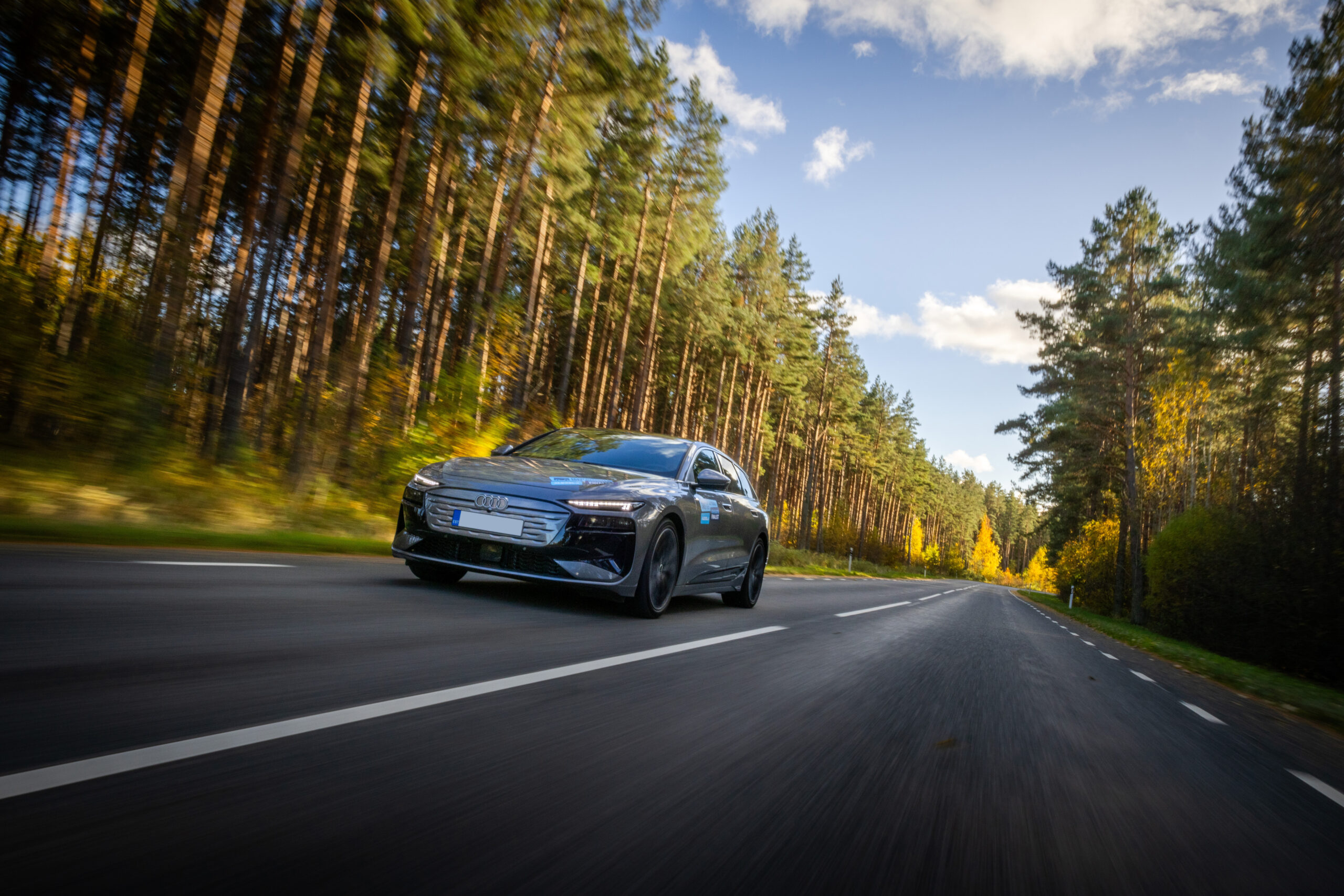 a6etron-roll-01